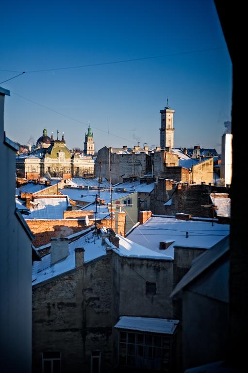 отель Британский Клуб во Львове Экстерьер фото
